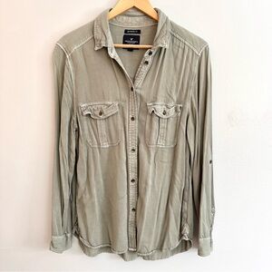 American Eagle Outfitters Light Olive Green Button Shirt